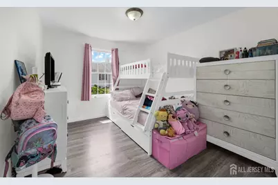 19 Pembrook Avenue, North Brunswick Township, NJ 08902 - Photo 10