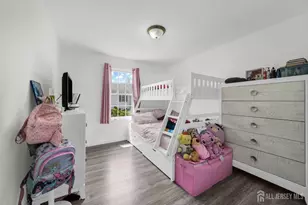 19 Pembrook Ave, North Brunswick Township, NJ 08902 - Photo 10