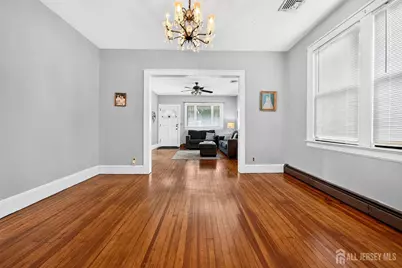 886 Main Street, Fords, NJ 08863 - Photo 16