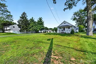 886 Main St, Fords, NJ 08863 - Photo 8