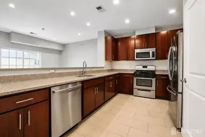 347 Pond Lane, Piscataway Township, NJ 08854 - Photo 4