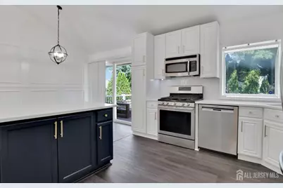 96 Tracy Drive, Fords, NJ 08863 - Photo 14