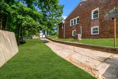 285 Highland Drive, Milltown, NJ 08850 - Photo 72