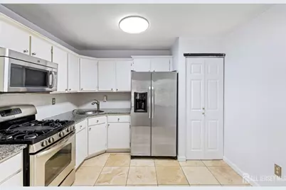 454 Northam Drive, North Brunswick Township, NJ 08902 - Photo 6
