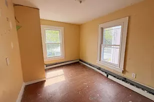 493 Miller St, Perth Amboy, NJ 08861 - Photo 10