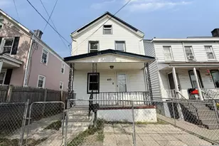 493 Miller St, Perth Amboy, NJ 08861 - Photo 1