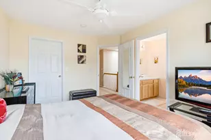 8 Rondell Ln, Old Bridge Township, NJ 08857 - Photo 20