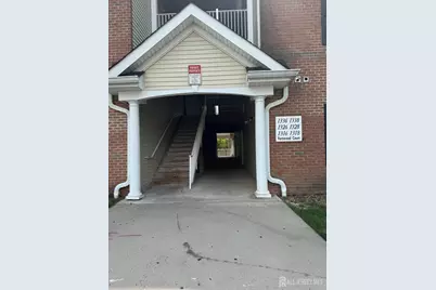 1325 Fernwood Court, New Brunswick, NJ 08901 - Photo 16
