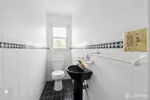 185 Chestnut St, Avenel, NJ 07001 - Photo 28