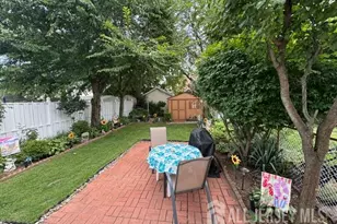 582 Garden Ave, Woodbridge Township, NJ 07095 - Photo 2