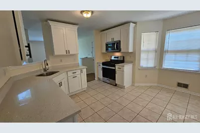 405 Cobblestone Court, South Brunswick Township, NJ 08852 - Photo 8