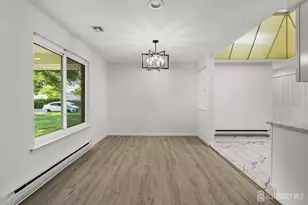 110C Chatham Dr, Monroe Township, NJ 08831 - Photo 6