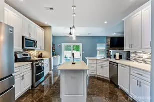 27 Pacific Ave, Bayville, NJ 08721 - Photo 10