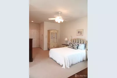 312 Valencia Drive, Monroe Township, NJ 08831 - Photo 12