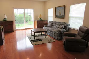 312 Valencia Dr, Monroe Township, NJ 08831 - Photo 6