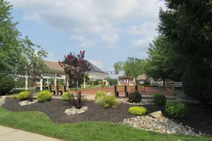 312 Valencia Dr, Monroe Township, NJ 08831 - Photo 28