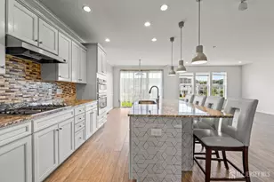 7 Larkspur Ln, Monroe Township, NJ 08831 - Photo 6