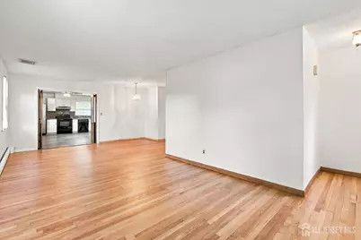 943 New Dover Road, Edison, NJ 08820 - Photo 4