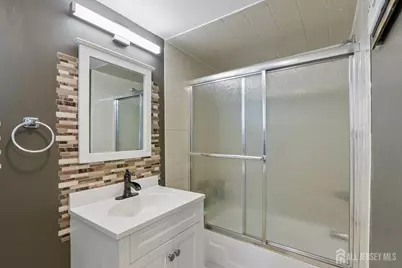15 Douglas Avenue, Hamilton Township, NJ 08619 - Photo 58