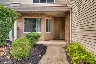 112 Nathan Dr, North Brunswick Township, NJ 08902 - Photo 2