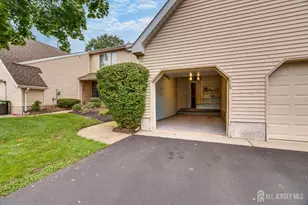 112 Nathan Dr, North Brunswick Township, NJ 08902 - Photo 24