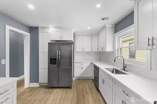 324 Harper Pl, Highland Park, NJ 08904 - Photo 10