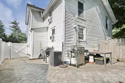 [Address not provided], Midland Park, NJ 07432 - Photo 18