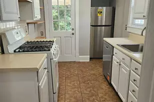 327 Berry St, Woodbridge Township, NJ 07095 - Photo 4