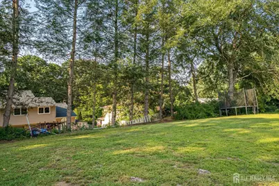 17 Myrtle Road, East Brunswick Township, NJ 08816 - Photo 36