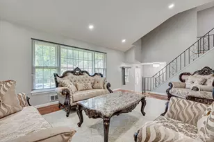 17 Myrtle Rd, East Brunswick Township, NJ 08816 - Photo 8