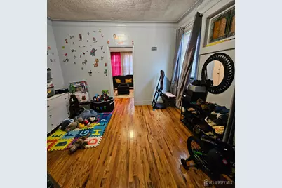 115 Tremont Avenue, East Orange, NJ 07018 - Photo 8