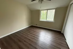 1038 Schmidt Ln, North Brunswick Township, NJ 08902 - Photo 14