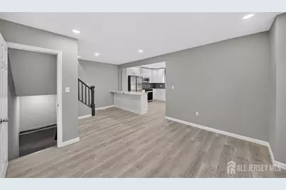 184 Green Street, Woodbridge Township, NJ 07095 - Photo 10