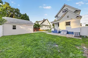 184 Green St, Woodbridge Township, NJ 07095 - Photo 4
