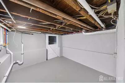 184 Green Street, Woodbridge Township, NJ 07095 - Photo 28