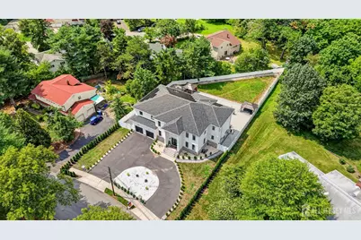 28 Ross Hall Boulevard, Piscataway Township, NJ 08854 - Photo 66