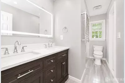 22 Sherwood Lane, Old Bridge Township, NJ 08857 - Photo 14