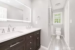 22 Sherwood Ln, Old Bridge Township, NJ 08857 - Photo 14