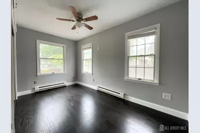 323 Montgomery Street, Highland Park, NJ 08904 - Photo 18