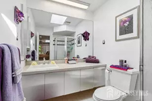 174 Nathan Dr, North Brunswick Township, NJ 08902 - Photo 10