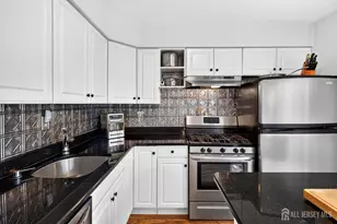 20 Karwatt Ct, Sayreville, NJ 08872 - Photo 14