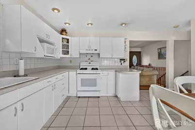 428 N Main Street, North Brunswick Township, NJ 08850 - Photo 10