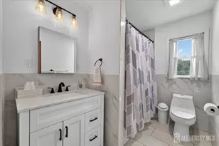 428 N Main St, North Brunswick Township, NJ 08850 - Photo 14