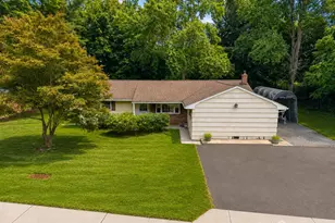 129 Cottrell Rd, Old Bridge Township, NJ 07747 - Photo 2