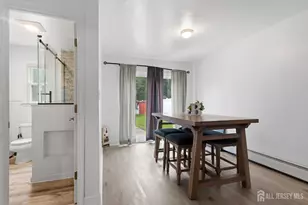 62 Pinetree Dr, Sayreville, NJ 08859 - Photo 18
