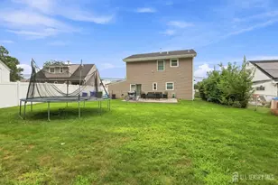62 Pinetree Dr, Sayreville, NJ 08859 - Photo 40
