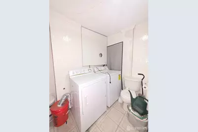 88 Richmond Street, Newark, NJ 07103 - Photo 32