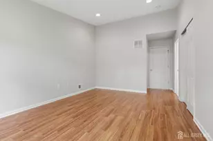 9 Bridge Pointe Dr, Old Bridge Township, NJ 08857 - Photo 24