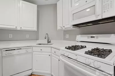 9 Bridgepointe Drive, Old Bridge Township, NJ 08857 - Photo 14