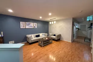 162 Briarwood Dr, North Brunswick Township, NJ 08902 - Photo 4